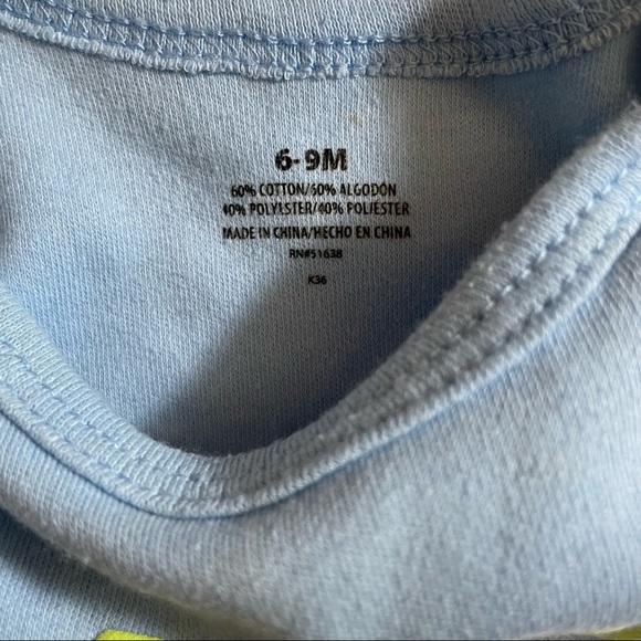 5 piece lot of 6-9 month clothes - Picture 7 of 8